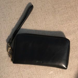 Fossil smartphone wristlet / clutch